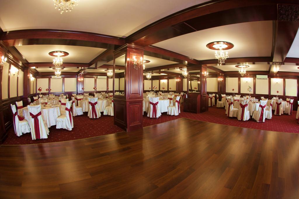 Pensiunea Crystal II Valea Lupului (Iasi) Exterior foto